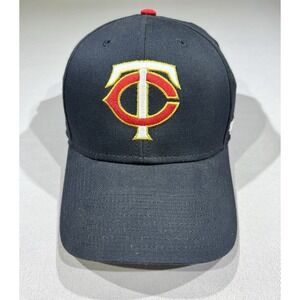 NWT Minnesota Twins Navy Blue Baseball Cap With Snap‎ Closure